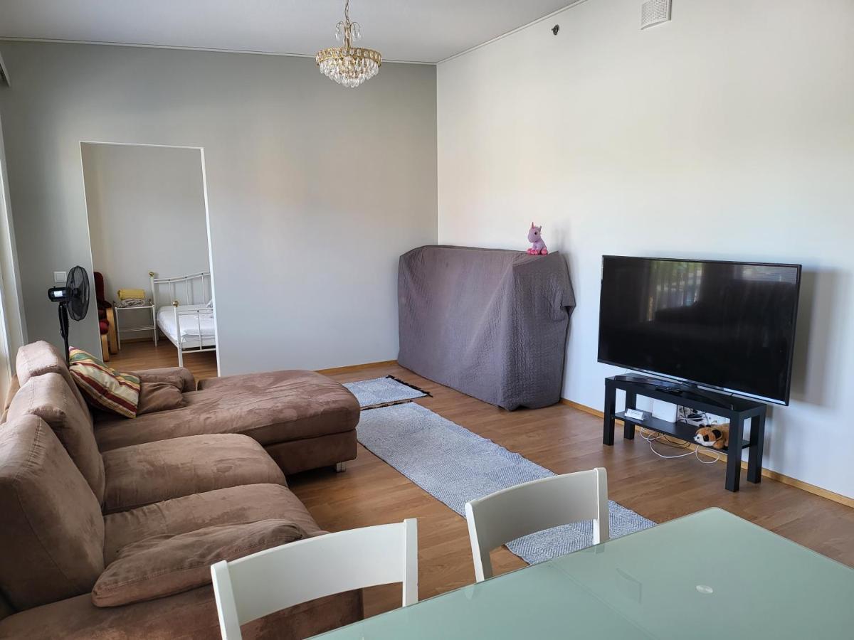 Two Room Apartment Near Harbour Turku Extérieur photo