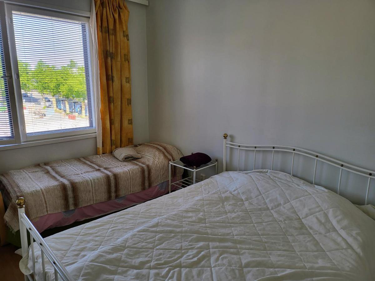 Two Room Apartment Near Harbour Turku Extérieur photo